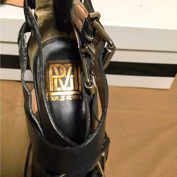 $245 NIB Pour la Victoire Strappy Leather Buckle Sandals Black - 7 - Picture 4 of 5